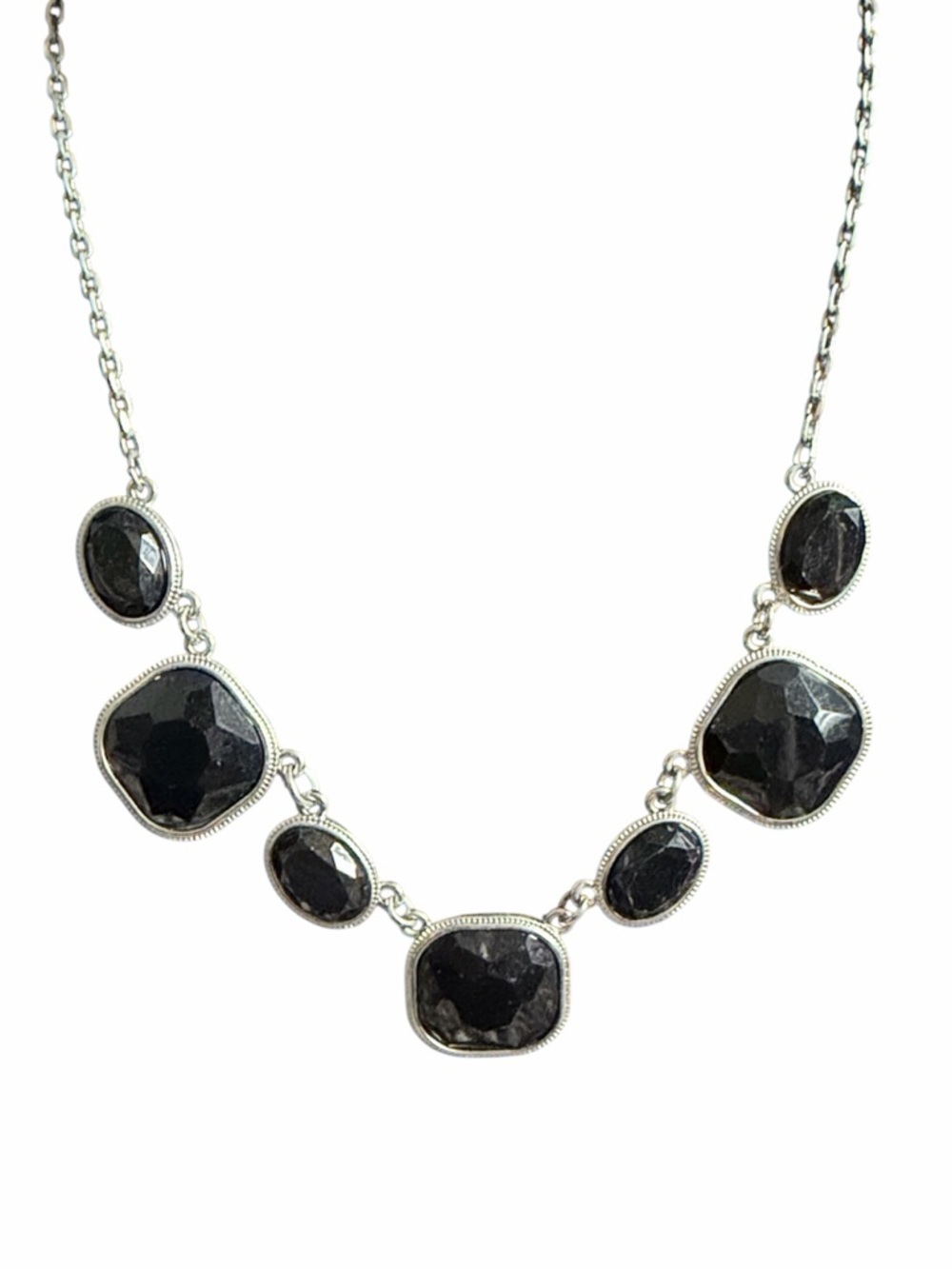 Black Costume Jewelry Stone Silver Necklace - Picture 2 of 6